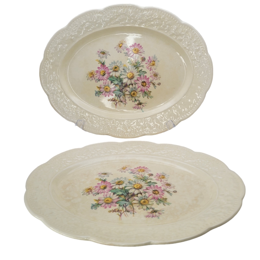 Lot of 2 Vintage Edward Knowles Vintage 11.25" Platter USA Creme lace Daisies